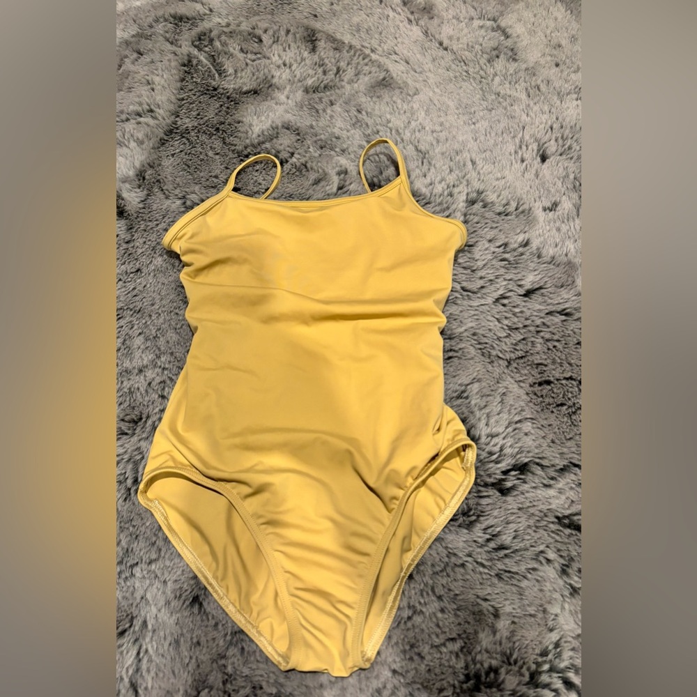 Balera Dance leotard in size child large LC
Like new